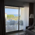 En Bord De * Antibes