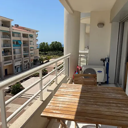 En Bord De * Antibes